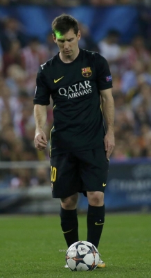 برشلونة ينوي بيع ميسي المحبط