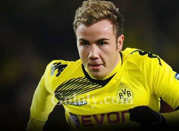 الالماني جوتزه يبيع حذاء مونديال البرازيل بمليوني يورو