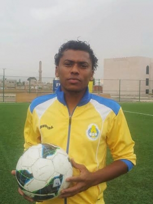 لاعب من منتخب الأمل يحن لتمثيل اليمن .. وعينه على اللقب ( لقاء)