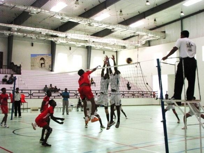طائرة عدن تنطلق السبت المقبل