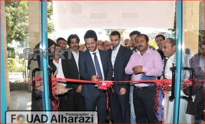 جائزة الرئيس تنظم  معرضان للفنون التشكيلة .. ووعد جديد من الأكحلي !!