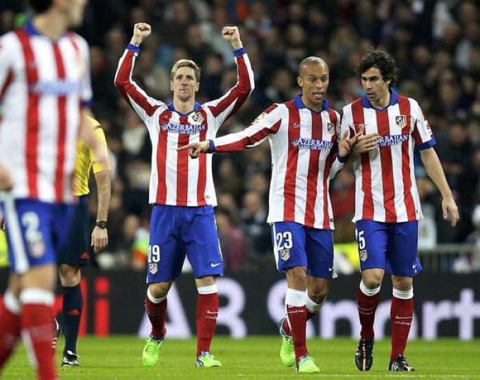 أتلتيكو يجرد ريال مدريد من لقبه في ليلة تألق توريس