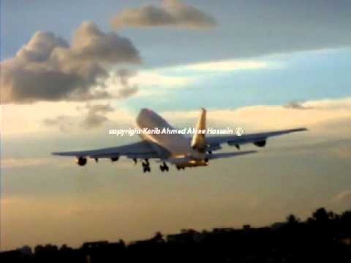 شاهد بالفيديو: طيار يمني يتحدى قوانين الطيران لينقذ ( السعودية) في الهند !!