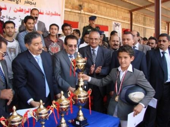 الخميسي يحرز لقب الناشئين لقفز الحواجز