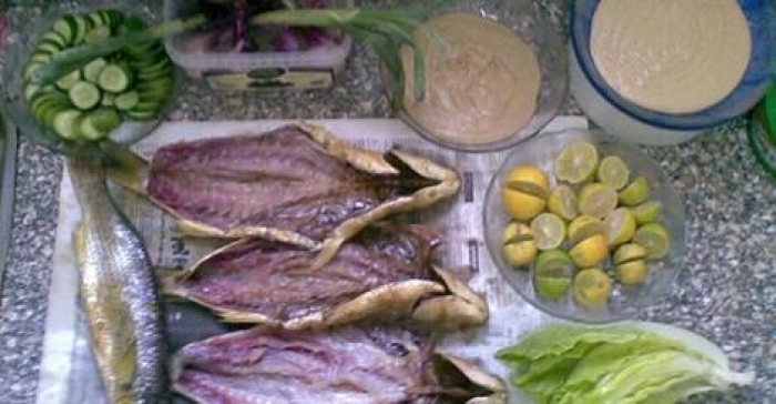 أنظر ماذا تفعل الرنجة ( الباغة)  فى قلب وكبد الانسان مفاجأة خطيرة