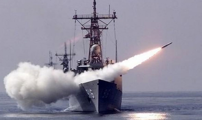 البحرية المصرية تشتبك مع أسطول إيران ضمن "عاصفة الحزم"