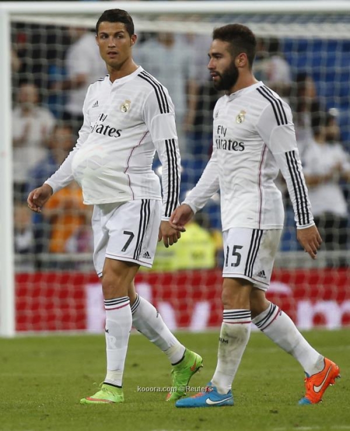 كارفاخال يتحدى دانيلو القادم الجديد لريال مدريد