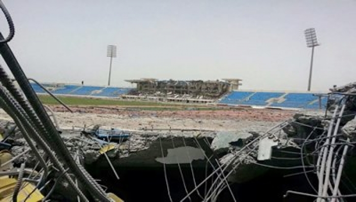 الشباب والرياضة تدين قصف وتدمير ملعب 22 مايو بعدن