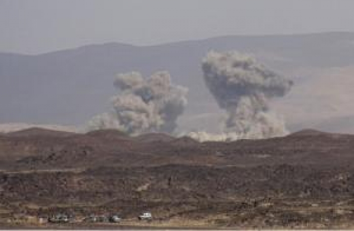 الحوثيون يمطرون 9 مواقع سعودية ب150 صاروخ