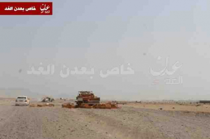 شاهد .. ميليشيات الحوثي تهرب من عدن نحو ابين