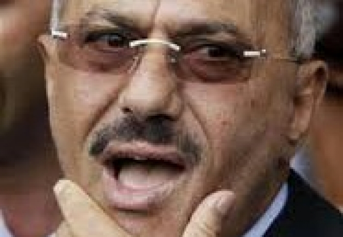 المخلوع يفاوض بحثاً عن مهرب آمن خارج اليمن