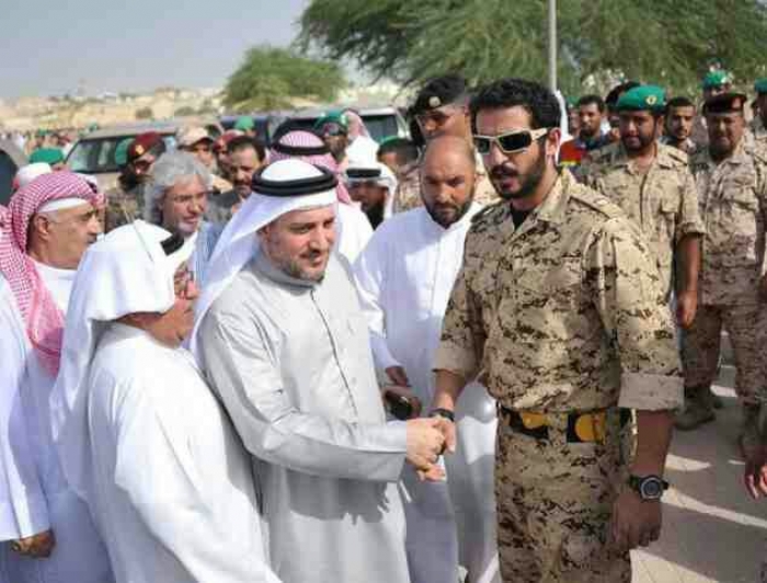 شاهد نجل ملك البحرين ماذا يلبس في مارب؟!