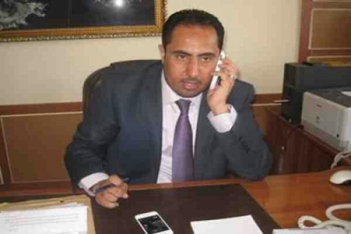 محافظ عدن يستبق اليمين الدستورية بزيارة ل أبوظبي