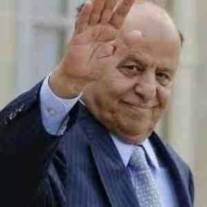هادي يتصل بضابط كبير في مقاومة اب
