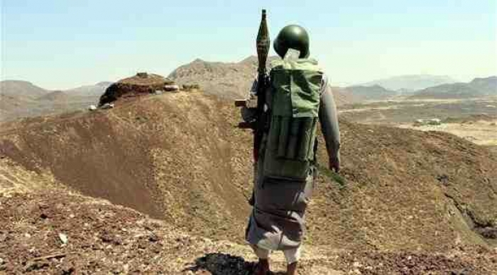 الحوثيون يوافقون على الانسحاب منالمدن وتسليم اسلحتهم ومصادر تكشف عن الشخصية الهامة في الجماعة التي خولت بالتوقيع على الاتفاق.. ورياض ياسين يتحفظ