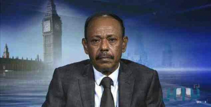 المحافظ يزور اهم مؤسستين في عدن بعد المصافي