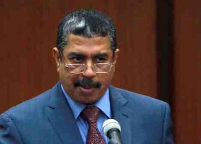 نائب هادي يقيل ياسين بقرار غير مذاع