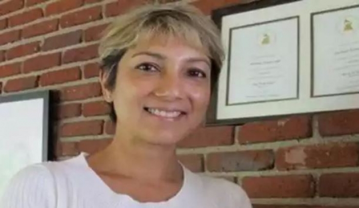 أمريكية تسعى لإقناع المغاربة بالصلاة المختلطة وإمامة المرأة