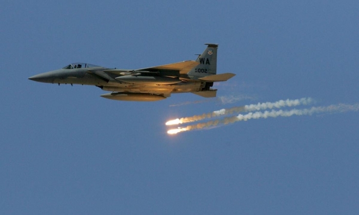 مواطنون : طائرات مزعجة في اجواء عدن !!