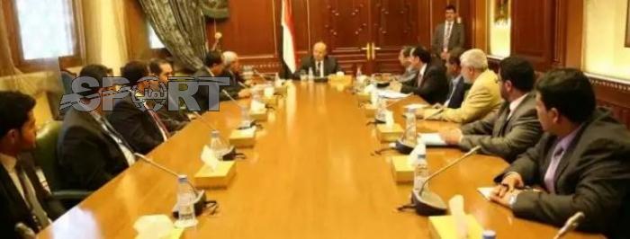 بالاسم .. هذا فريق هادي الى جنيف " اثنين"