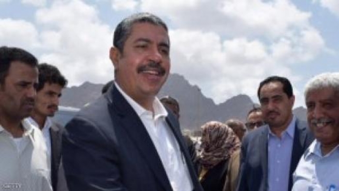 وصول دولة الرئيس خالد بحاح إلى سقطرى جنوبي اليمن