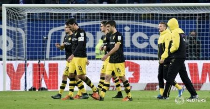 هامبورج يصعق دورتموند مع استئناف الدوري الألماني