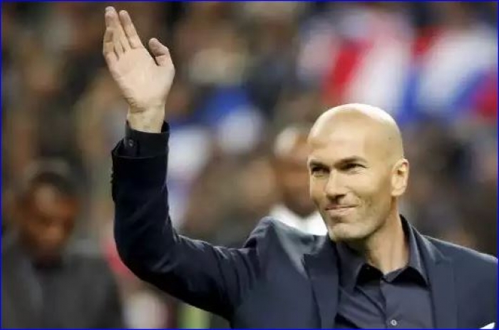 زيدان يعلق على شائعات خلافة بينيتيز في ريال مدريد