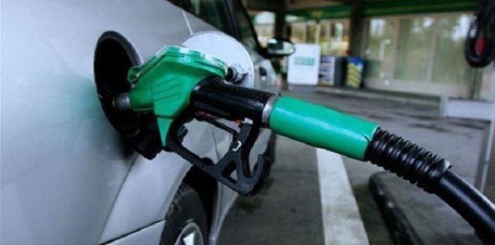 الإمارات تخفض أسعار البنزين والديزل في ديسمبر