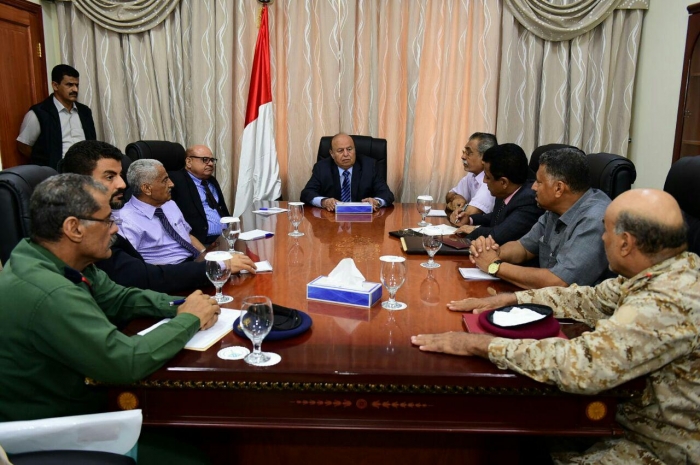 رئيس الجمهورية يترأس اجتماعا استثنائيا للقيادات الأمنية والعسكرية