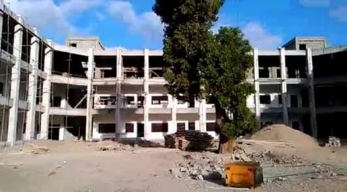 قصة المدرسة الحزينة بعدن .. صورة