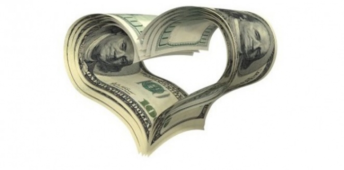 صور سيلفي تدر آلاف الدولارات على شقيقات بريطانيات