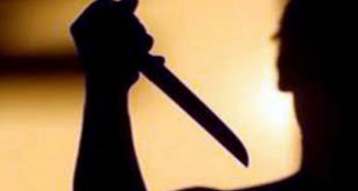 زوج يدفع حياته ثمنًا بعدما ضبط زوجته في أحضان جاره