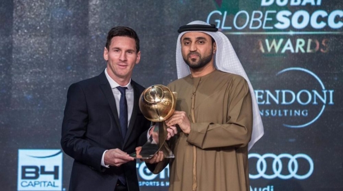 ميسي يفوز بجائزة غلوب سوكر لأفضل لاعب عام 2015