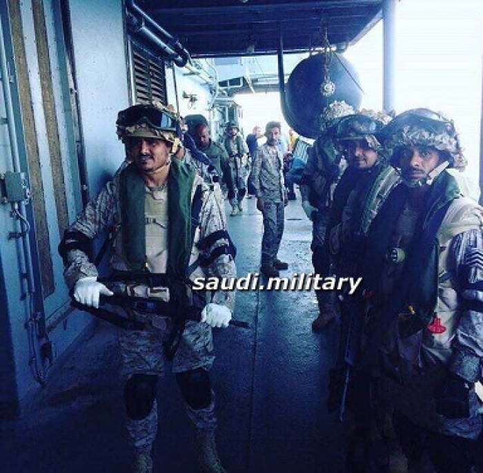 شاهد ماعثرت عليه البحرية السعودية بعد عملية مباغتة للحوثيين بإحدى الجزر اليمنية (صور)
