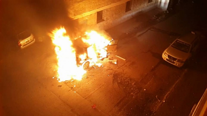 مراسل الجزيرة يكشف حقيقة انفجار كريتر .. لا صحة لاستهداف الاصلاح .. صورة