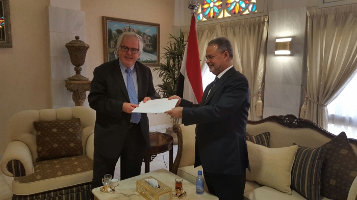 وزير الخارجية يتسلم أوراق اعتماد سفير النرويج غير المقيم لدى اليمن