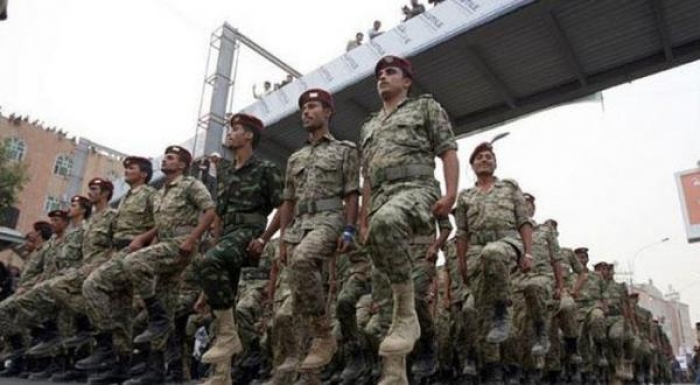 الحرس الجمهوري يحمل الحوثيين مسؤولية أسر قادتهم وينسحب إلى صنعاء