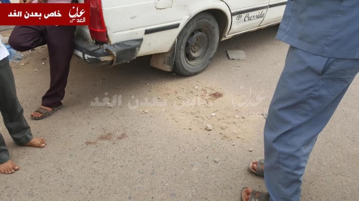عاجل : اغتيال ضابط يعمل في مطار عدن قبل قليل