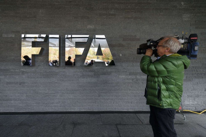 عاجل: الفيفا يحظر ريال مدريد واتلتيكو من ابرام الصفقات لفترتين