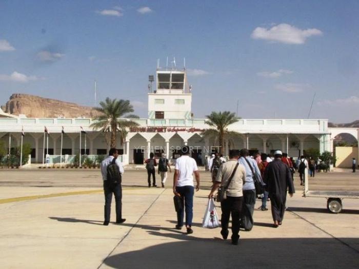 مصدر مسئول بمطار سيئون الدولي ينفي عن تفجير عبوة ناسفة بالمطار