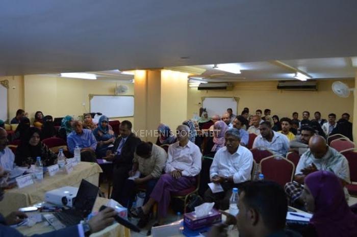 وجود تنظم مناظرة حول العدالة الانتقالية لتعزيز حقوق الإنسان