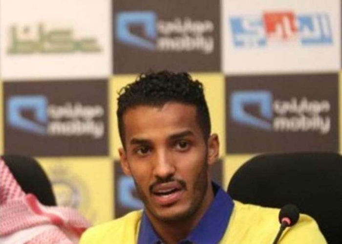 بسبب خروجه من معسكر المنتخب بدون إذن : "النصر" يوقف "هزازي" مباراة رسمية واحدة