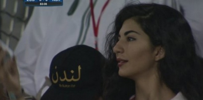 شاهد "فيديو" ..جميلات إيران يلهبن المدرجات بانفعالهن أمام النصر السعودي