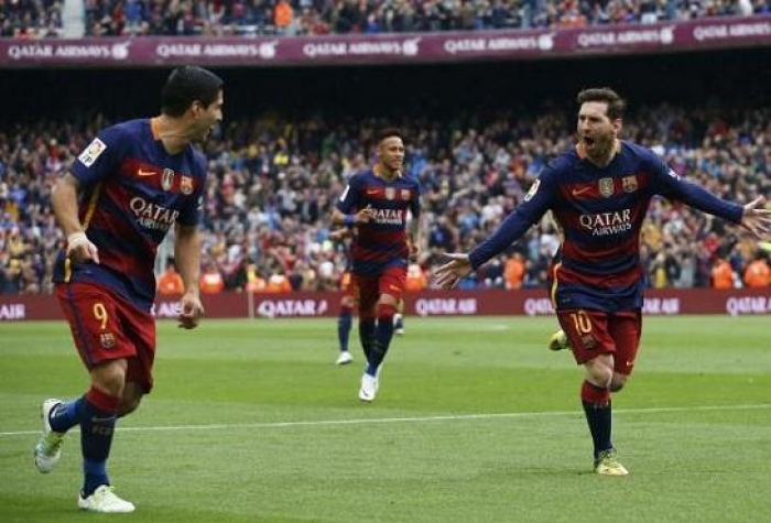 برشلونة يسحق إسبانيول بخماسية ويحتفظ بالصدارة
