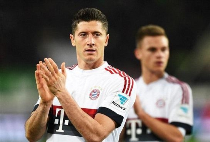 هل يفرط ريال مدريد في بنزيمة من أجل ليفاندوفسكي؟
