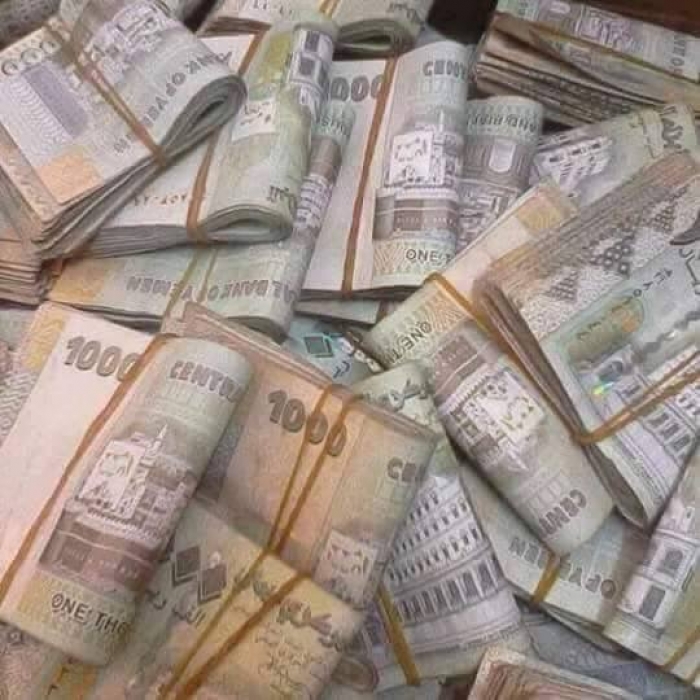 الدولار يواصل سحق الريال اليمني برقم جنوني جديد...واعتقالات واسعة للصرافين بصنعاء (الاسعار)
