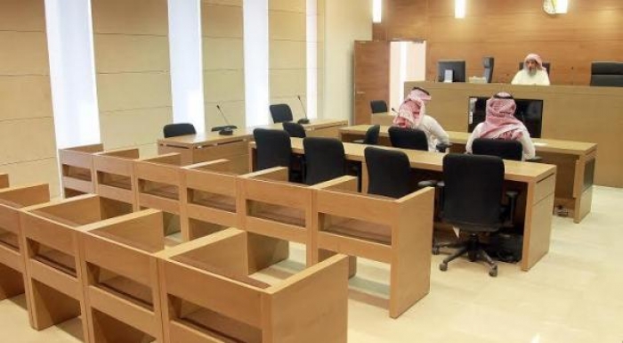 سعودي يرفع دعوة قضائية ضد زوجته.. والسبب؟