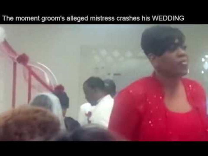 شاهد بالفيديو: عشيقة عريس تقتحم حفل زفافه فماذا حدث