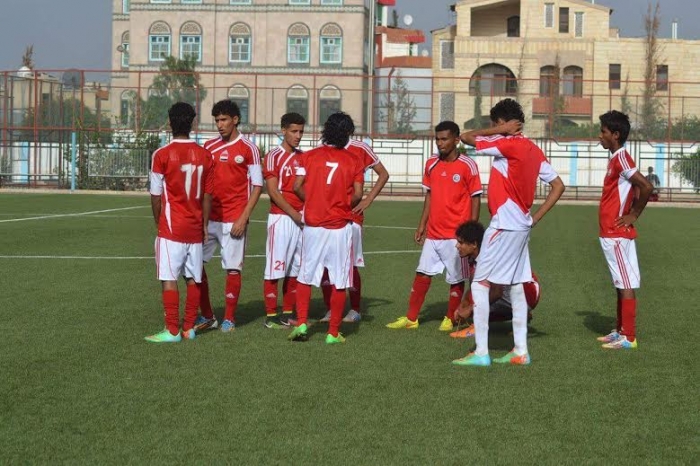 فيما سيختتم معسكره الاعدادي غدا  النفيعي مدرب منتخب الشباب :  - سنستأنف المعسكر الإعدادي في بداية  يونيو ب33 لاعب .