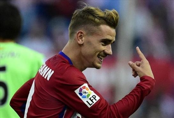 أتلتيكو مدريد يعلن موقفه من رحيل جريزمان